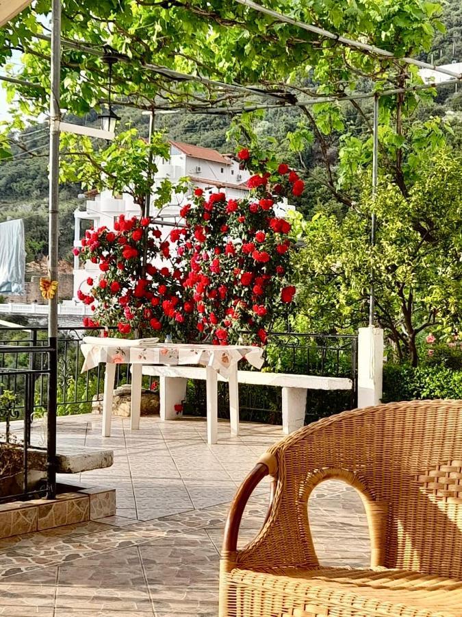 מלון Lukovë Lida'S House מראה חיצוני תמונה