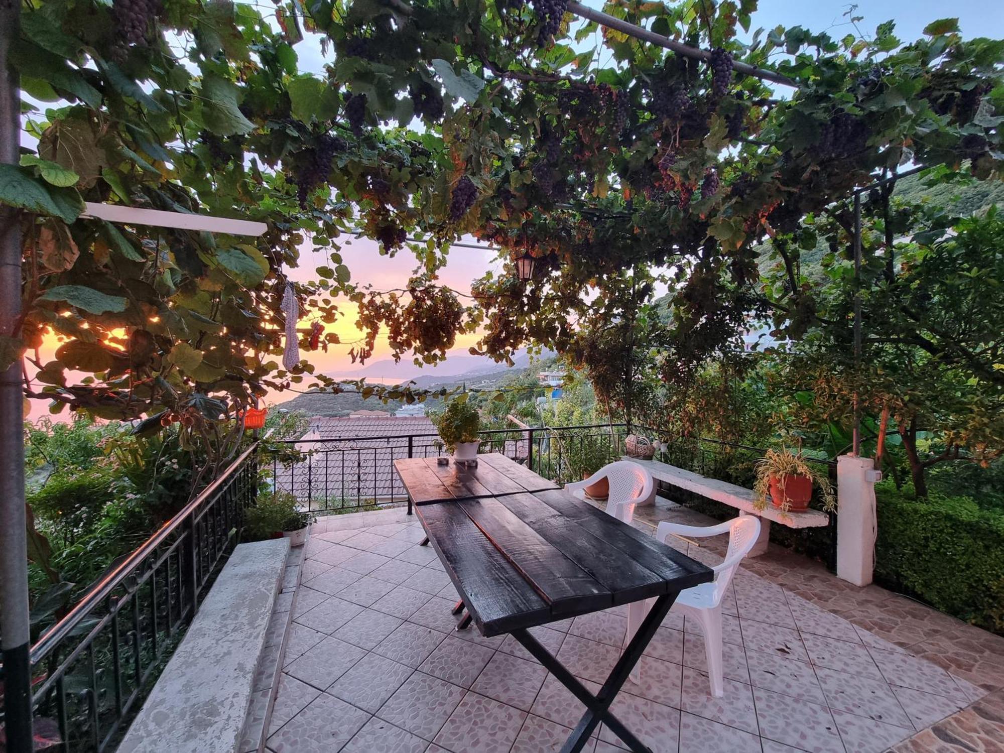 מלון Lukovë Lida'S House מראה חיצוני תמונה