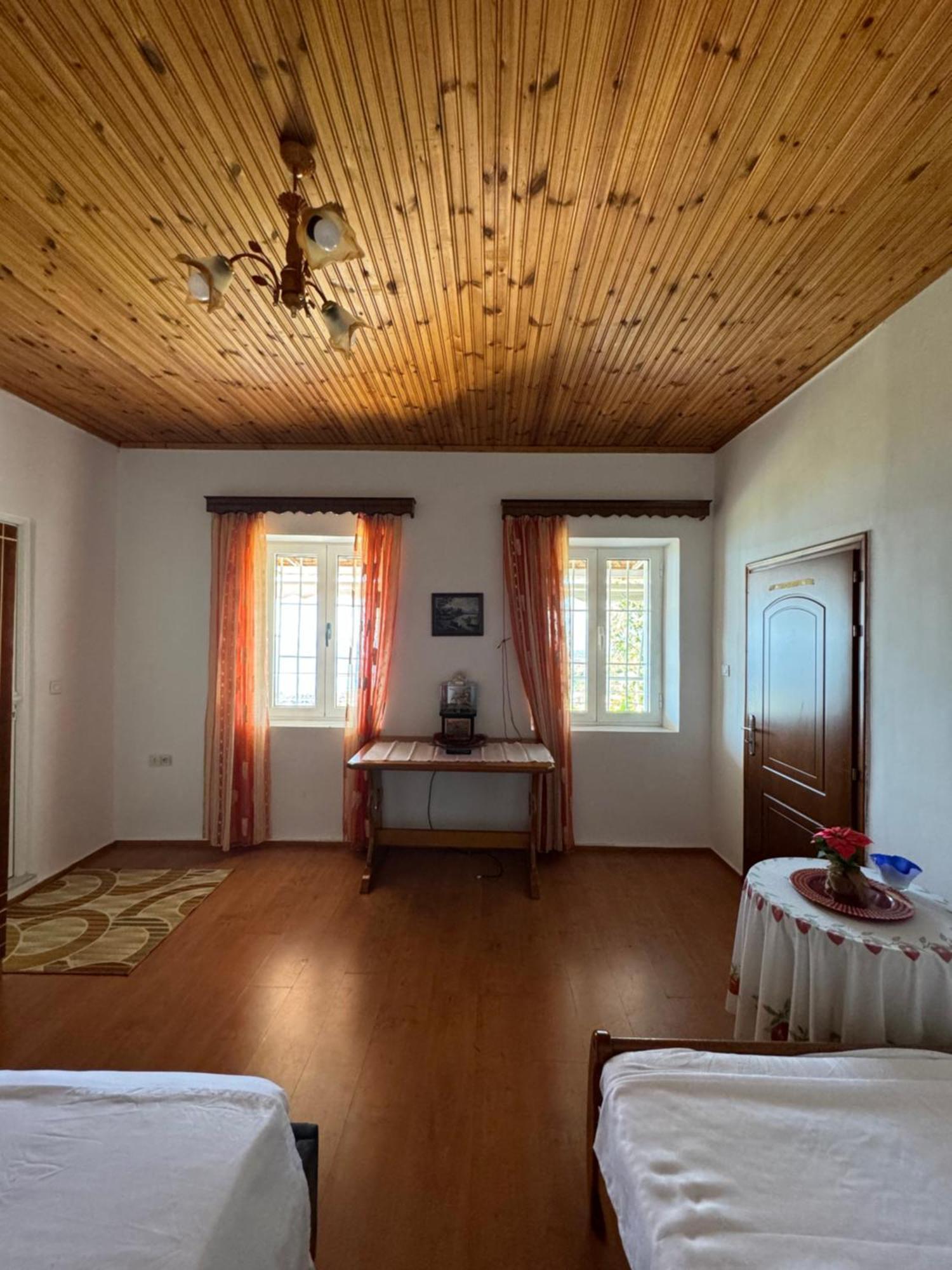 מלון Lukovë Lida'S House מראה חיצוני תמונה