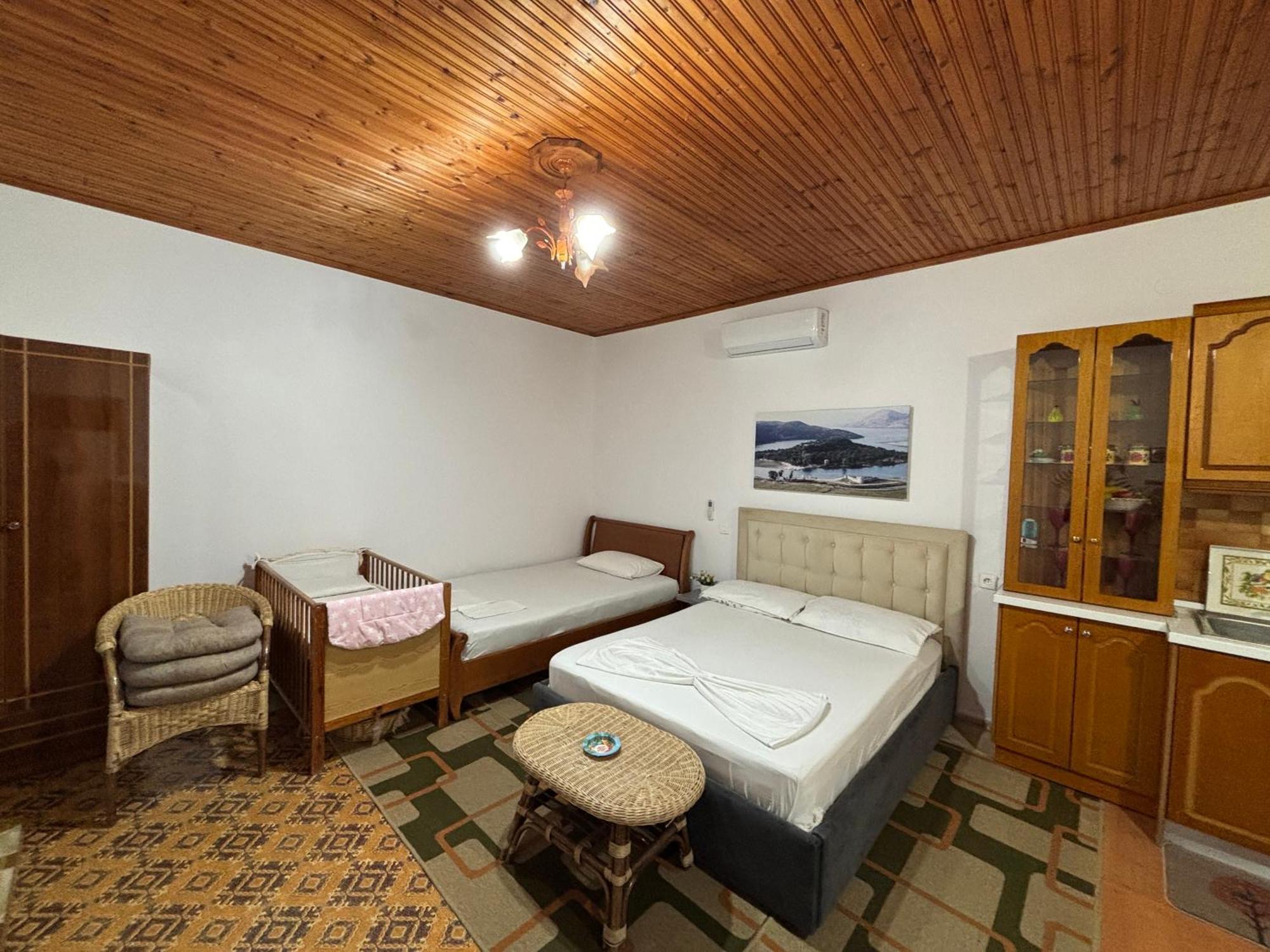 מלון Lukovë Lida'S House מראה חיצוני תמונה